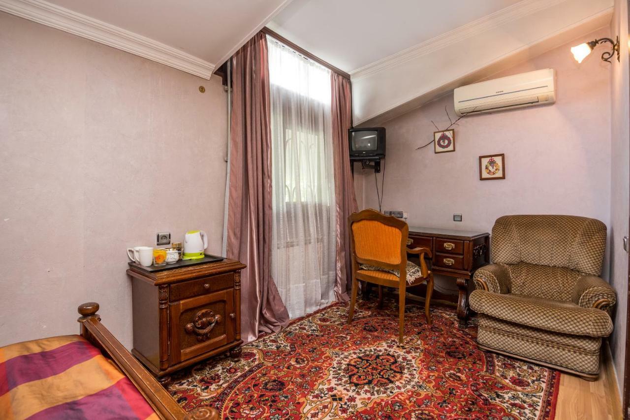 Lia'S Guest House Tbilisi Luaran gambar