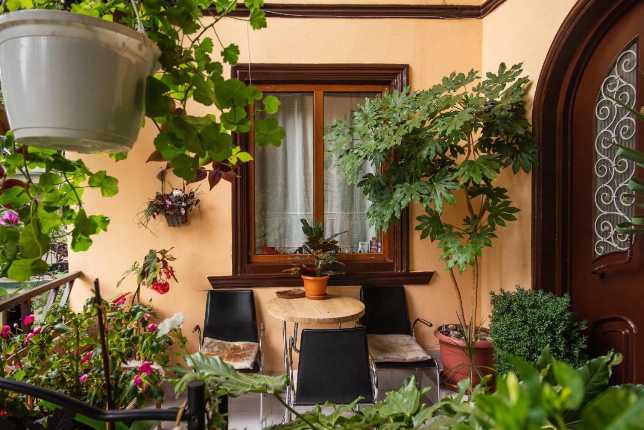 Lia'S Guest House Tbilisi Luaran gambar