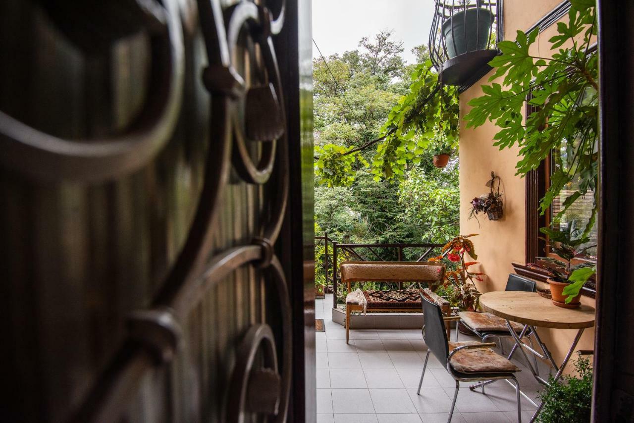 Lia'S Guest House Tbilisi Luaran gambar